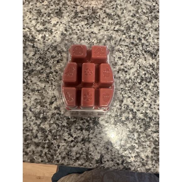 scentsy wax bars Wild Cherry & Sakura - Picture 2 of 2